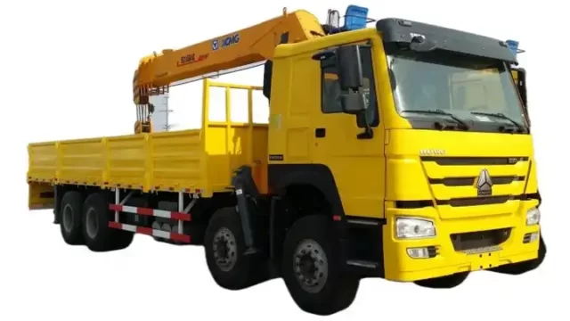 8×4 New Sinotruk Howo Shacman 420HP Crane Truck for sale